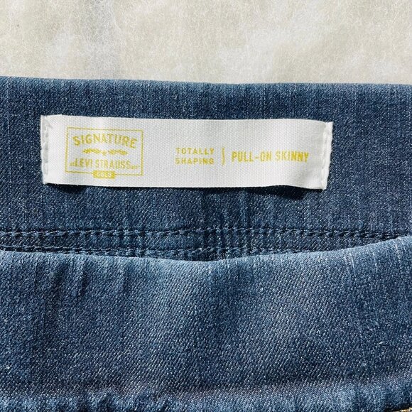 Levi's Womens Blue Denim Mid Rise Stretch Pull On Shaping Skinny Jeans Size 14L - Picture 3 of 11